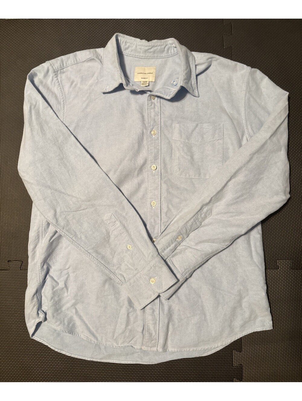 American Eagle Shirt Mens Medium Blue Classic Fit Long Sleeve Button Down Shirt